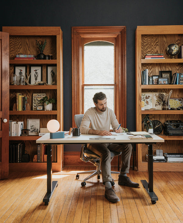 Having trouble focusing at work? Here’s why and 12 ways to fix it