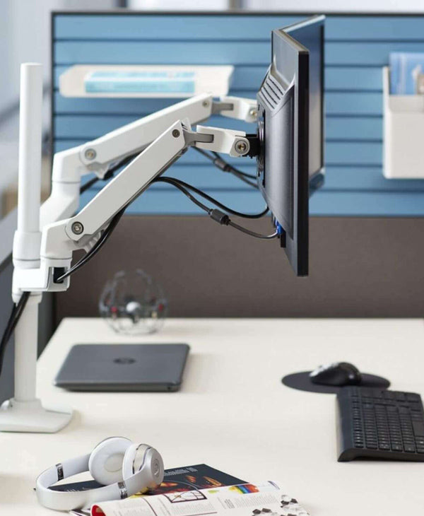 Optimizing Your Workspace: How to Arrange a Multi-Monitor Setup