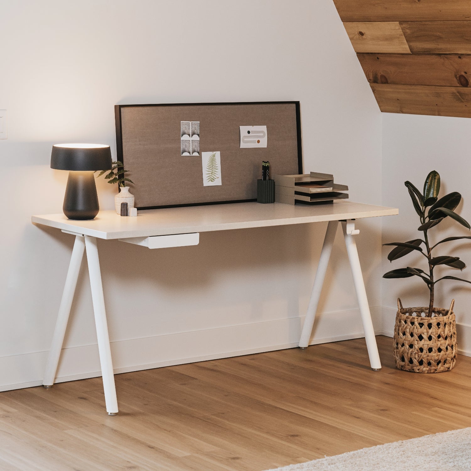 Metro Desk