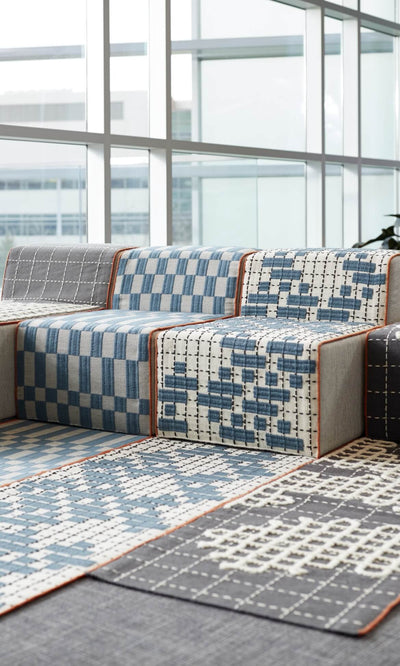 Bandas Pouf in lifestyle shot