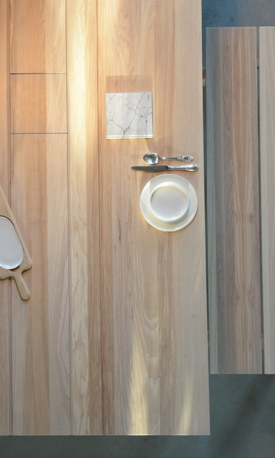 BuzziPicNic Table in lifestyle shot