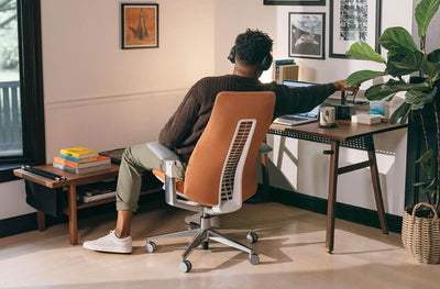 Fern Leather Outlet Chair in lifestyle shot