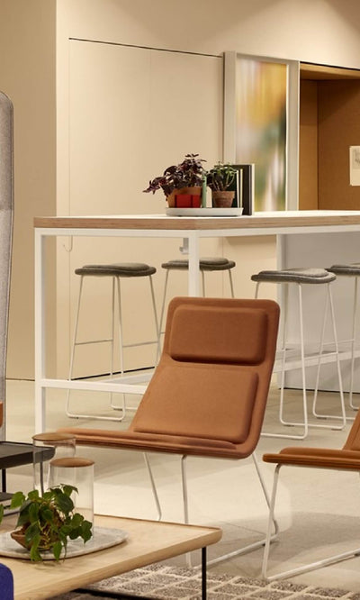 Low Pad Chair in lifestyle shot