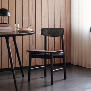 Conscious Chair 3162 in lifestyle shot