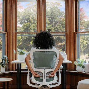 Classic Zody Mesh - Height Adjustable Arms in lifestyle shot