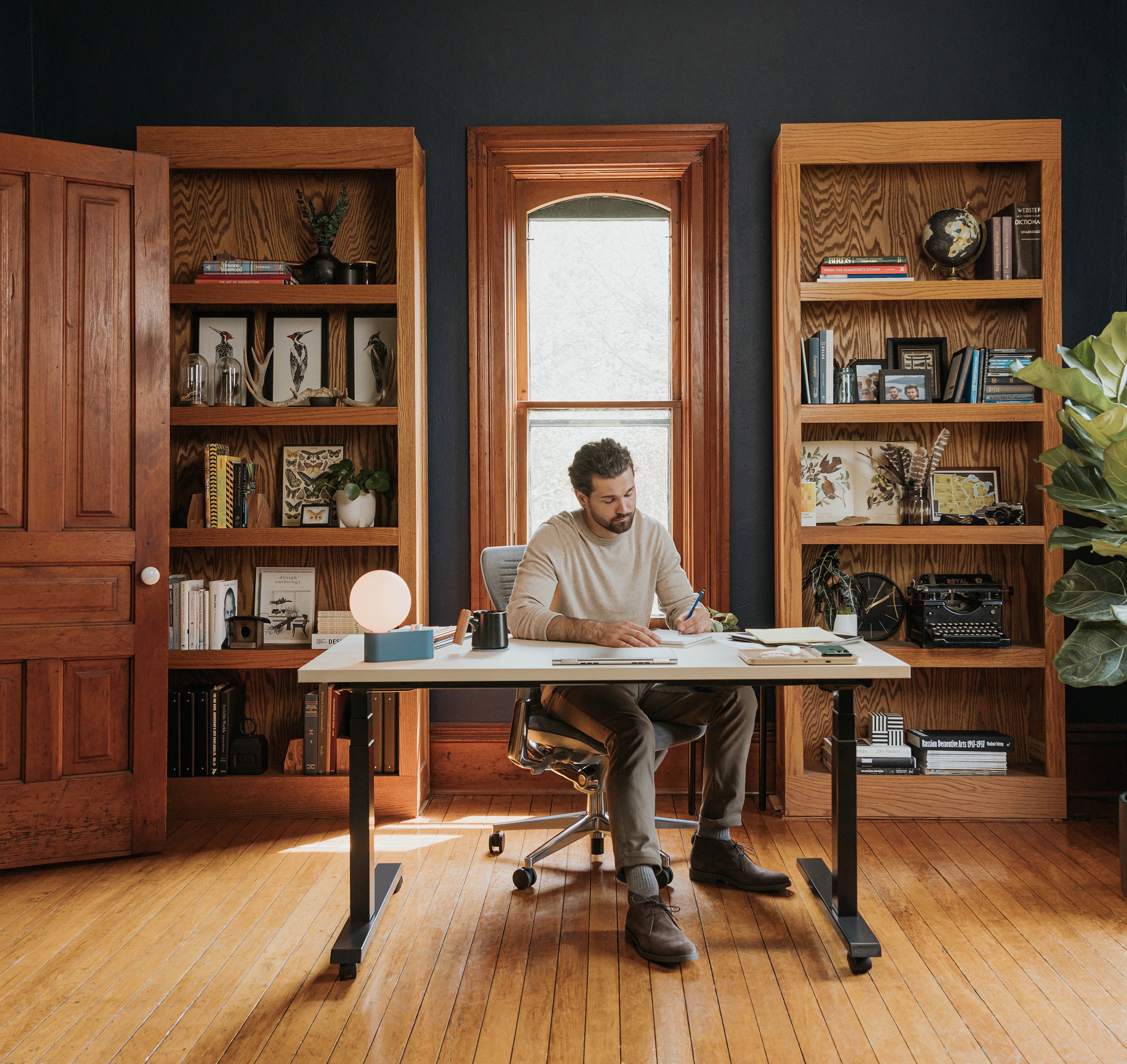 Having trouble focusing at work? Here’s why and 12 ways to fix it