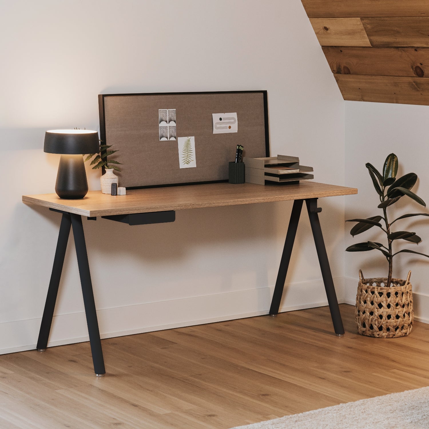 Metro Desk