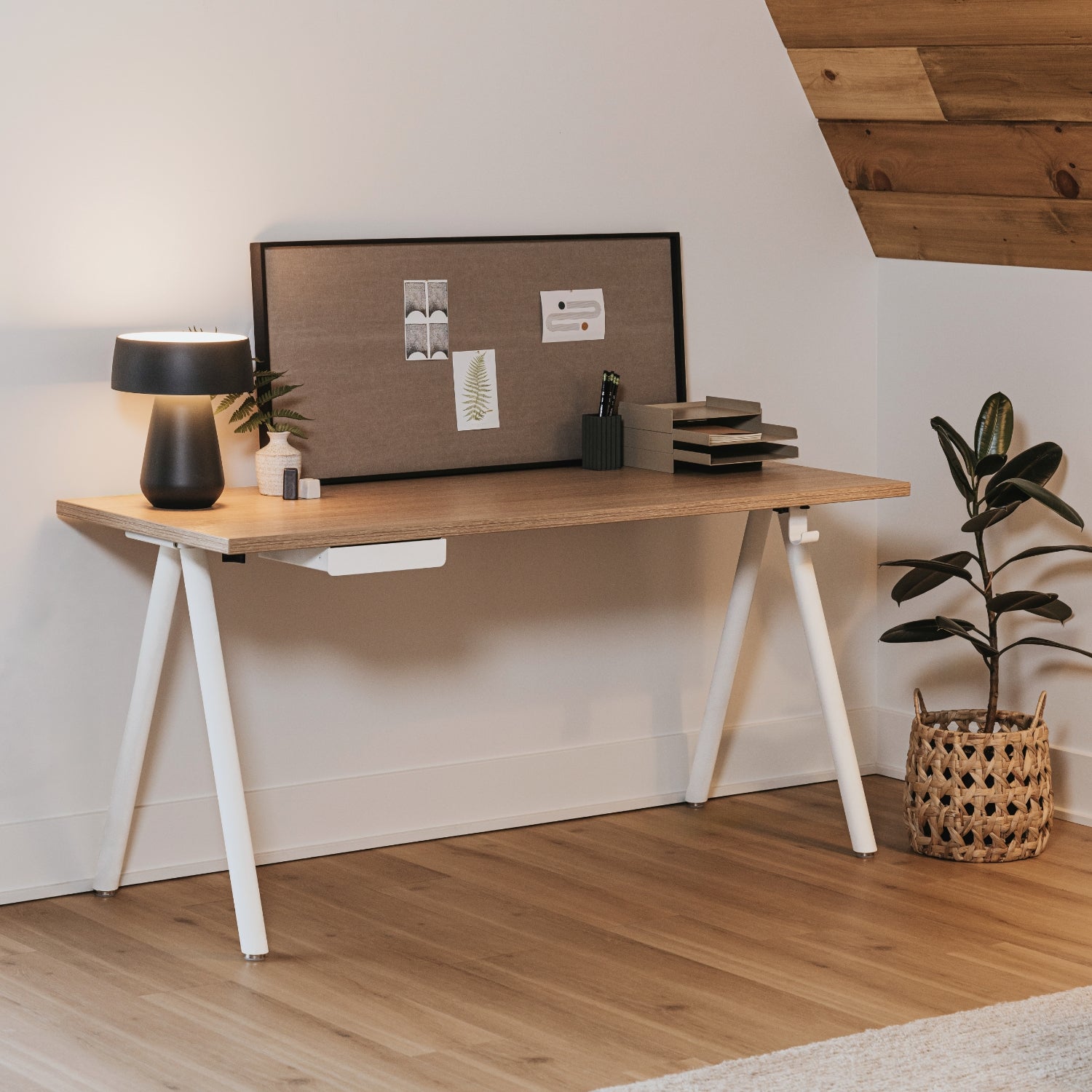 Metro Desk