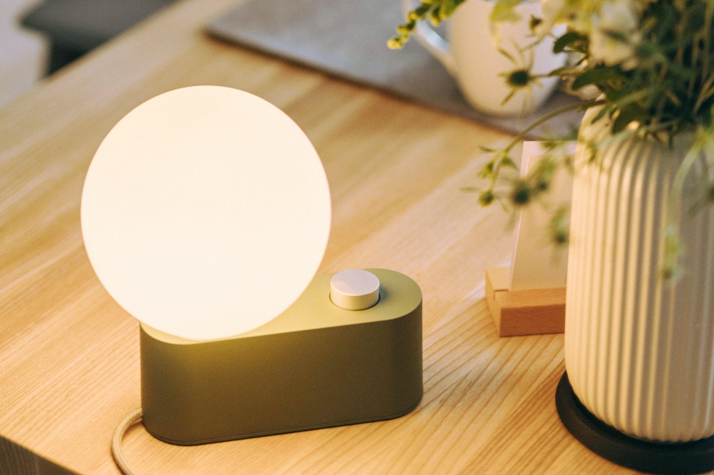【おしゃれ】WEST ELM Tala Alumina Light w/Sphere ランプ Tala Alumina Light w/Sphere IV Bulb | West Elm