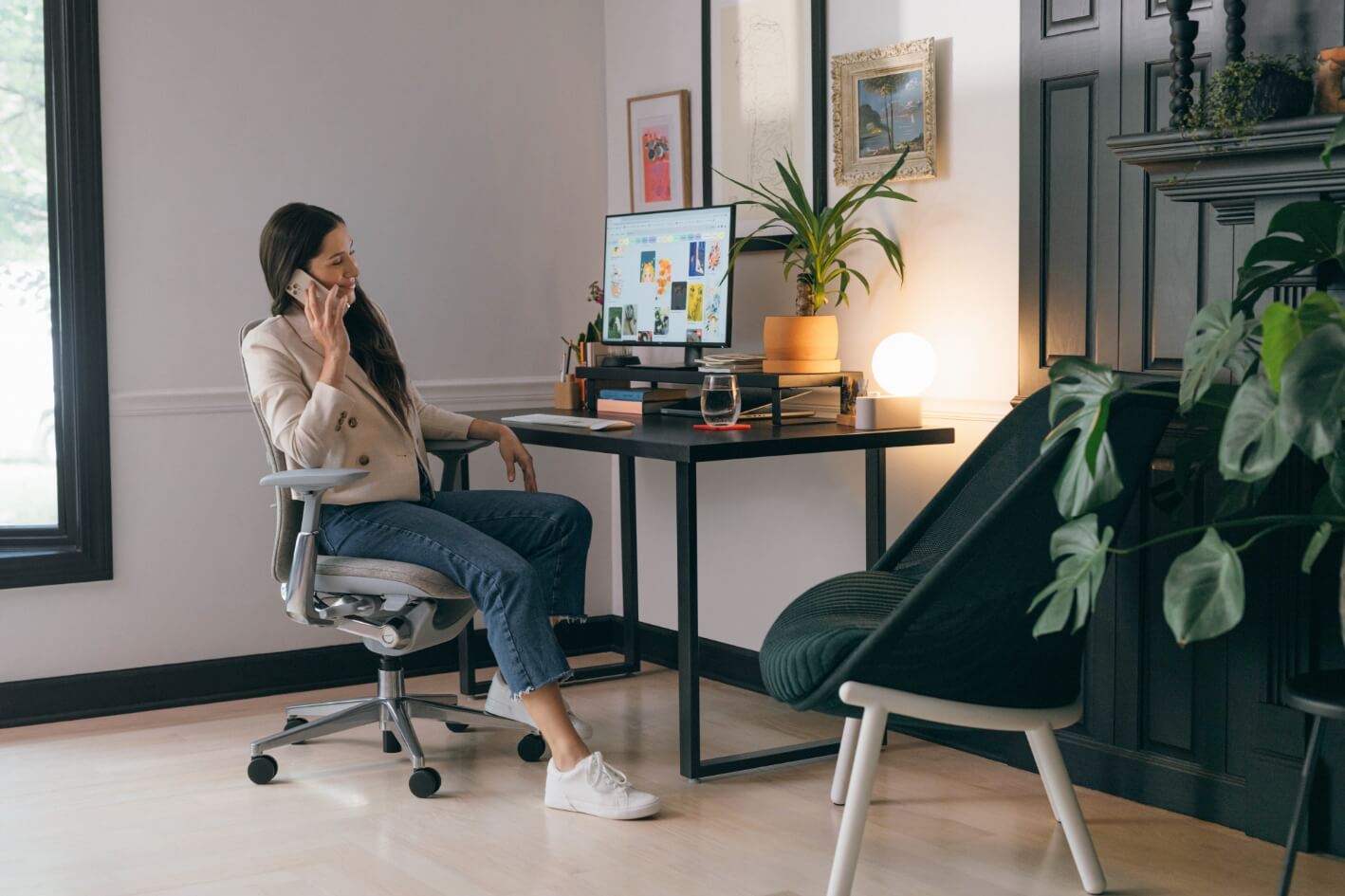 Elements Monitor Stand