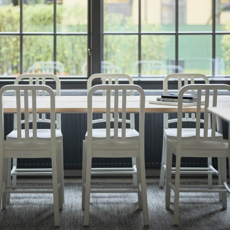 Emeco/エメコ 111 NAVY CHAIR/111ネイビーチェア Amazon.com: Emeco 111 Navy Chair, Dark Blue : Home & Kitchen