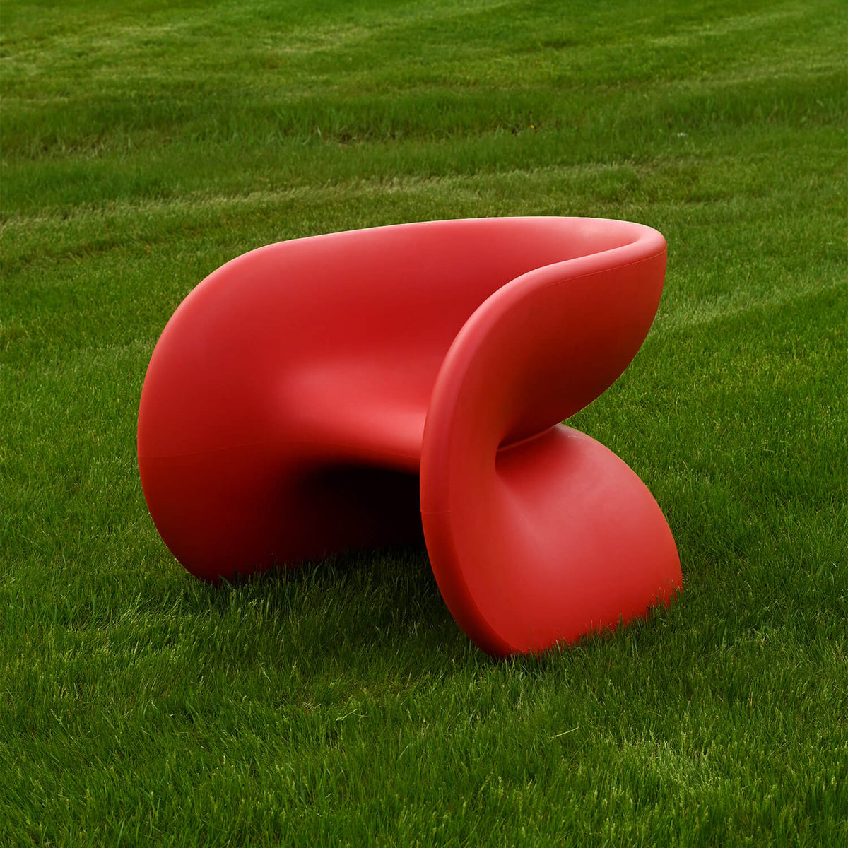 Fortune Chair by Jumbo Studios – Endless Comfort with Lasting Quality