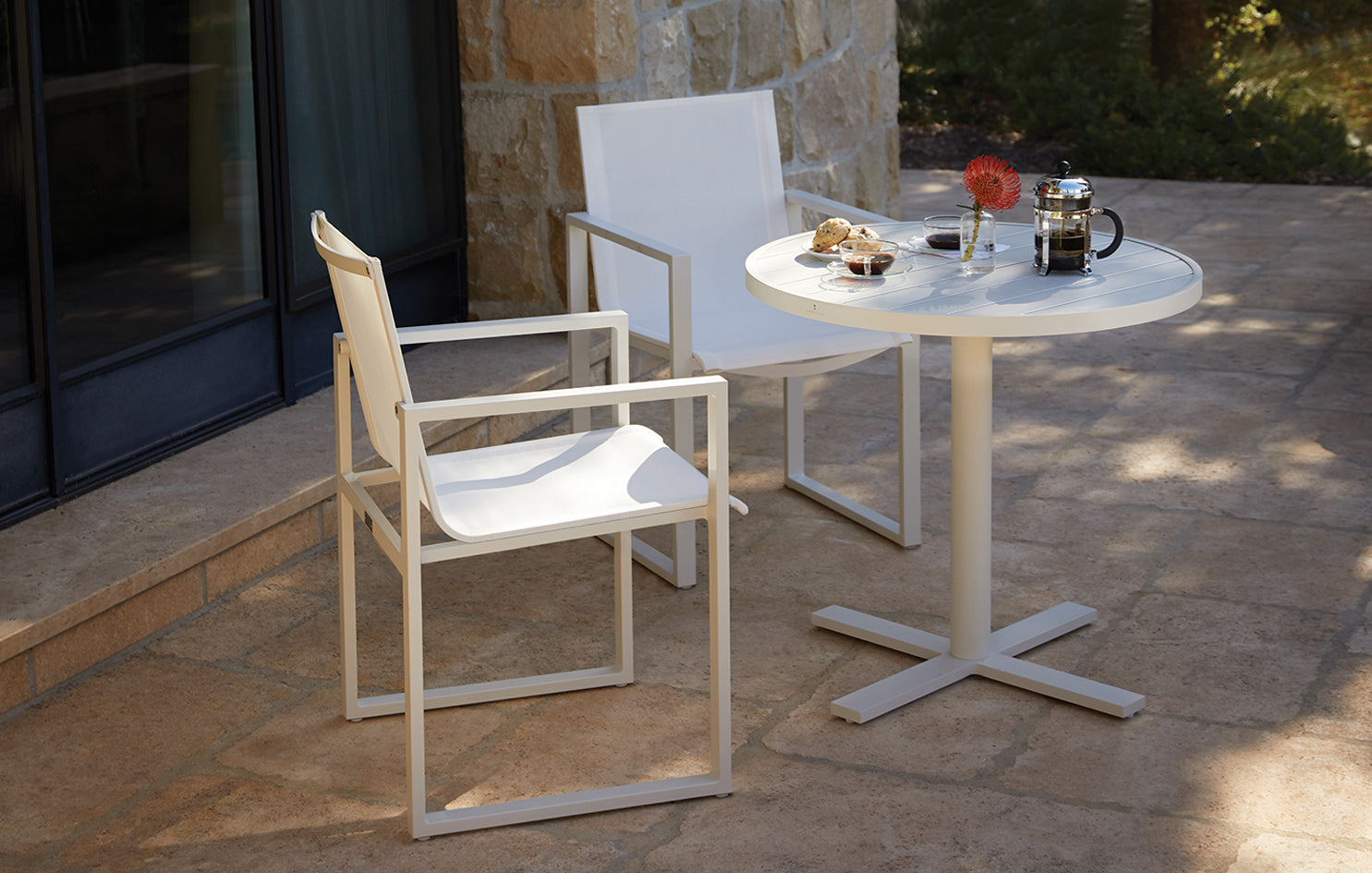 JANUS et Cie Duo Café Table