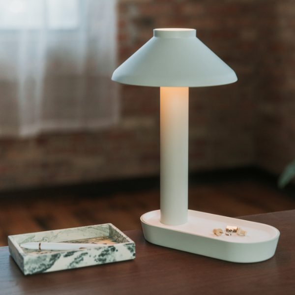 Knuckle Sphere IV Table Lamp