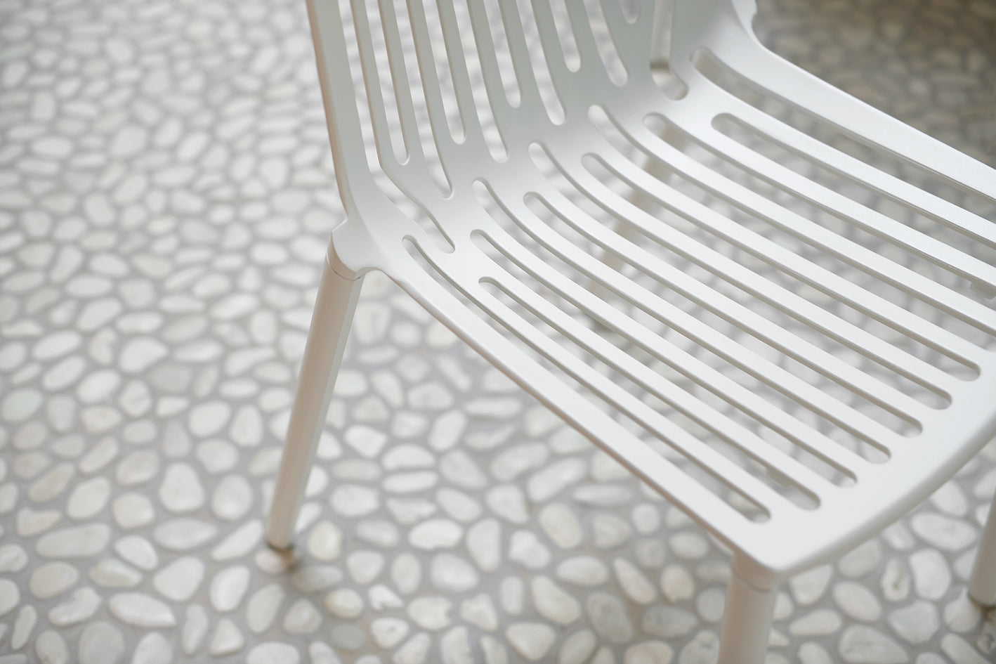 Rion Chair